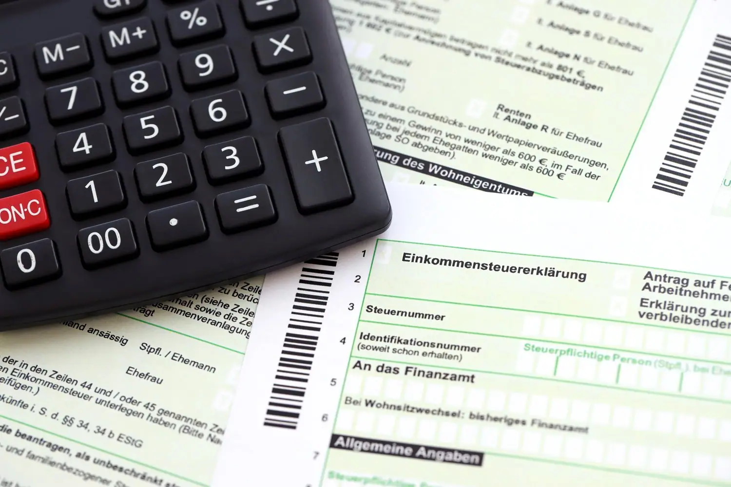 Różnice między podatkiem liniowym a skalą podatkową dla przedsiębiorców
