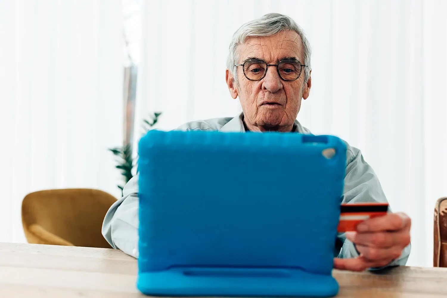 Podstawy korzystania z bankowości internetowej dla seniorów