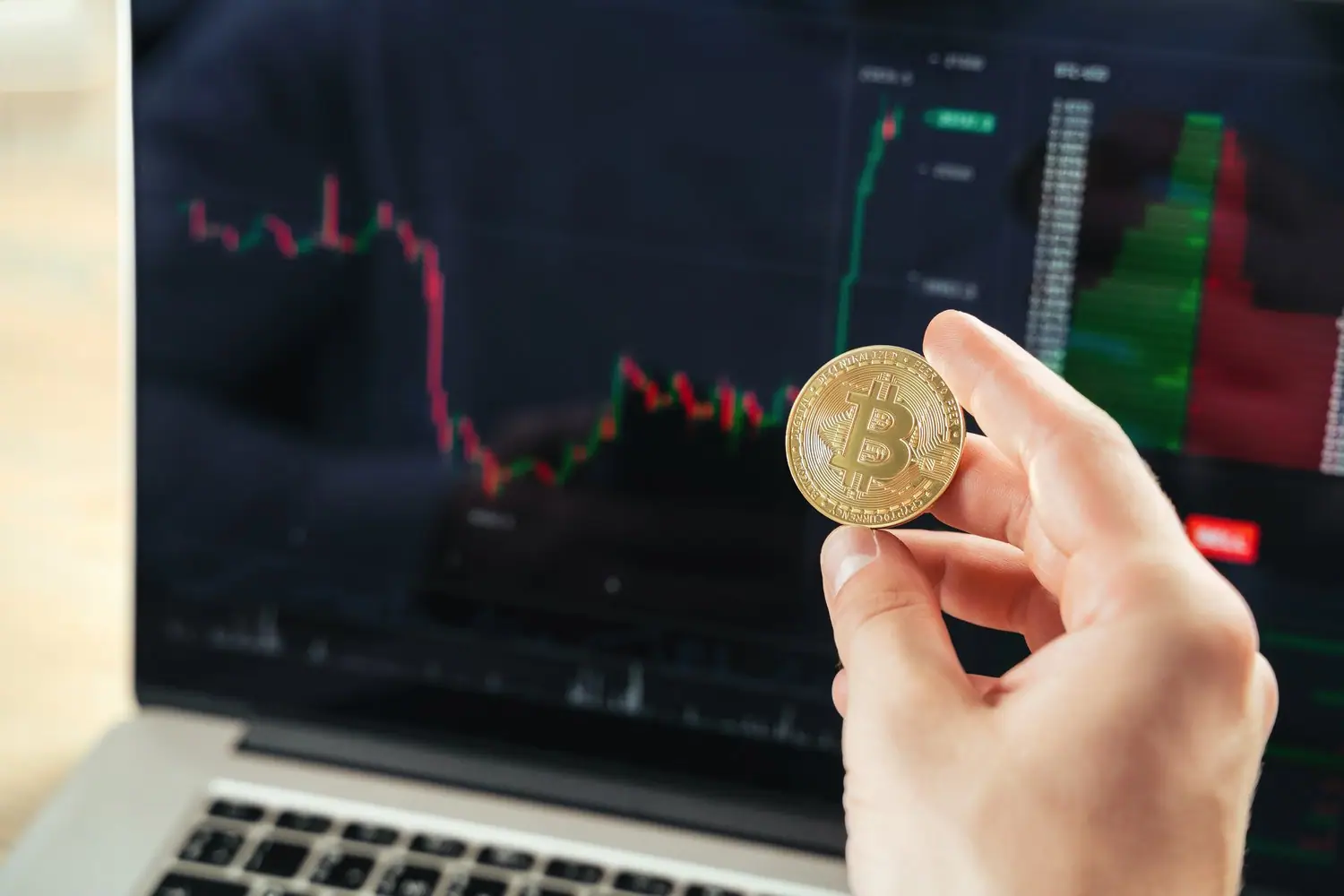 Jak kupić pierwszą kryptowalutę krok po kroku - przewodnik dla początkujących